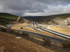 Barcina inaugura los dos últimos tramos navarros de la Autovía del Pirineo (A-21) 