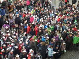 Los niños de Cangas cantaron por la Paz