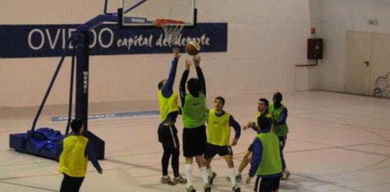 El frío modifica el entrenamiento del Real Oviedo