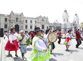 Ayacucho baila en Palacio