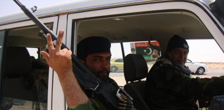 Libia: Ban urge a alto el fuego inmediato