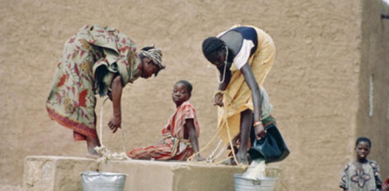 La violencia en el norte de Mali empuja a 20.000 personas al exilio