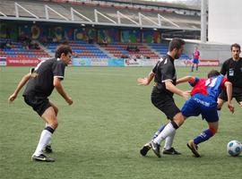 Langreo y Universidad de Oviedo protagonistas del mejor partido de la jornada 25 en Tercera