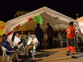 Más de 250 miembros de Cruz Roja atienden a los damnificados de Lorca
