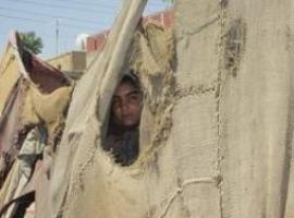 Los afganos que huyen de la guerra viven en la miseria en barrios marginales