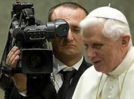 El Papa lamenta la existencia de dictadura de medios de comunicación 