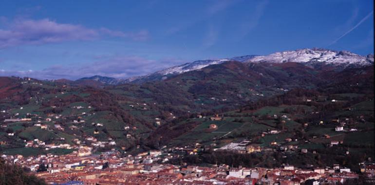 Hostelería de Asturias y de Laviana ven con el Ayuntamiento la dinamización turística del concejo