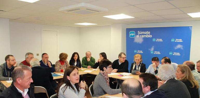 Empleo, servicios públicos de calidad y regeneración, ejes del programa electoral del PP