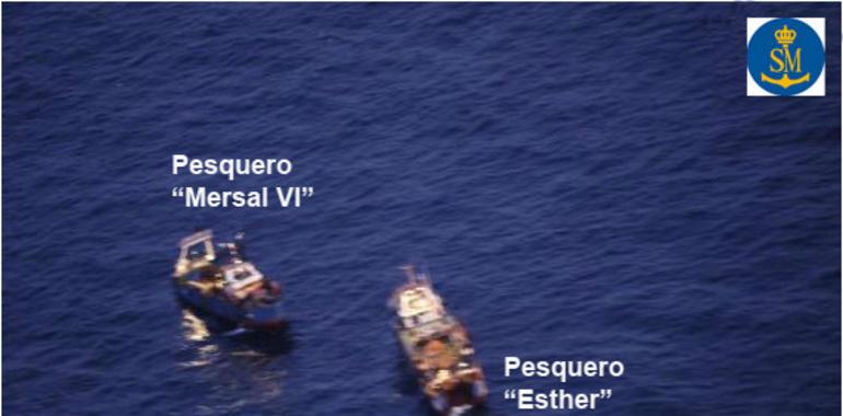 Rescatados con vida los 27 tripulantes del pesquero Esther, 164 M al sur de Canarias