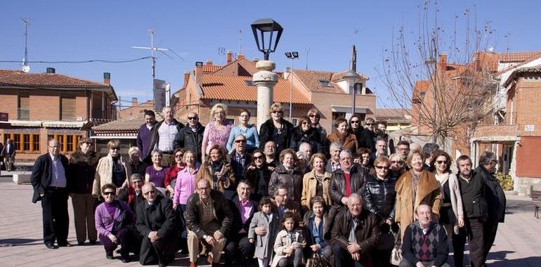 Amigos de Cudillero presentó El Baluarte en Madrid