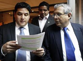 Abogados del Presidente Correa piden a Corte Nacional de Justicia se archive caso El Universo 