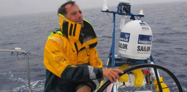 Iker Martinez a mitad de la cuarta etapa de la Volvo Ocean Race 