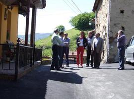 La alcaldesa de Langreo, en conceyu en La Casona