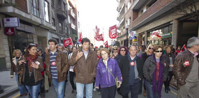 "El PP promovió la reforma laboral y Foro la apoyó: son la auténtica pinza contra los trabajadores"