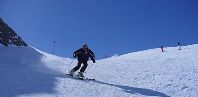 El placer de esquiar en Asturias (VÍDEO) 