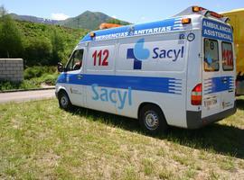 Ocho heridos en una colisión entre dos turismos en Peñasolana (Salamanca)