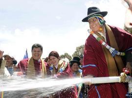 Morales inaugura segunda fase del programa “Mi Agua” 