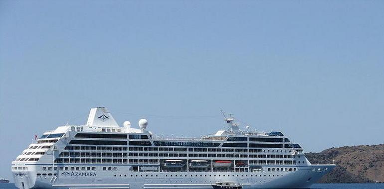 El Azamara Quest logra restablecer la propulsión del crucero y se dirige a Sandakan