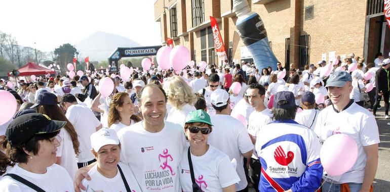 Más de 4.000 personas en la marcha solidaria de Los Corrales de Buelna