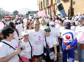 Más de 4.000 personas en la marcha solidaria de Los Corrales de Buelna