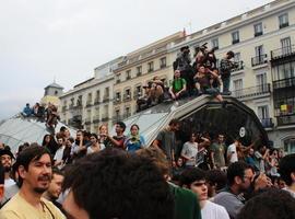 Compás de espera en la Puerta del sol