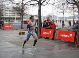 Gustavo Rodríguez y Beatriz Tenreiro vencen en el Duatlón Villa de Gijón