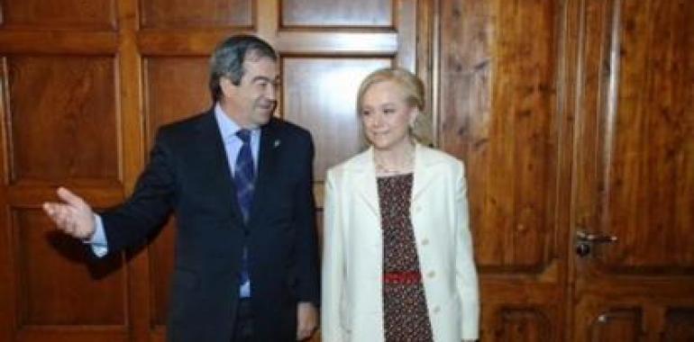 Nueva reunión entre Mercedes Fernández (PP) y Francisco Álvarez-Cascos (FORO)
