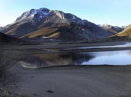 ONU pide destinar más recursos para garantizar el derecho a acceder a agua potable 