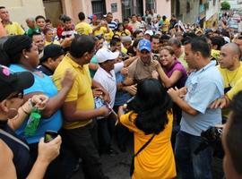 Capriles Radonski promete en Los Sin Techos construir la verdera independencia de Venezuela