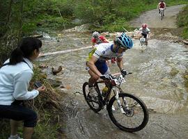 Aida Nuño y Jairo Álvarez vencen en la primera prueba del BTT Asturcántabro