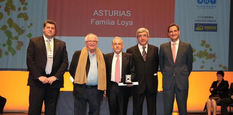 Miguel Loya, su esposa Eva y sus hijos Javier e Isaac, protagonizaron por Asturias el homenaje de la Hosteleria española