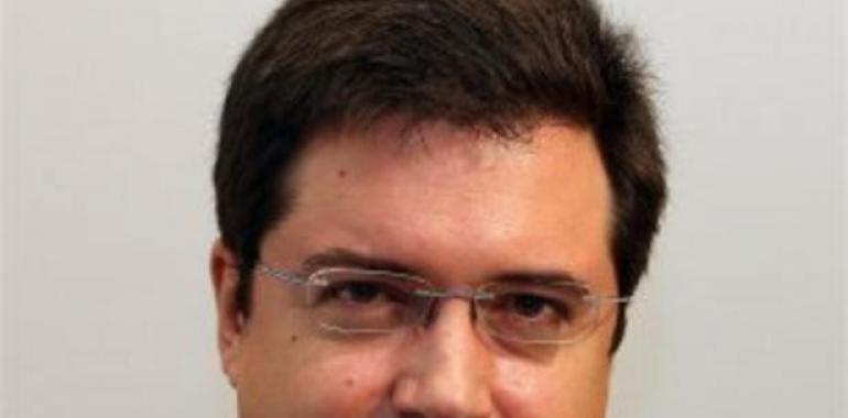 Óscar López: Hollande sería un "excelente contrapeso" para Angela Merkel 