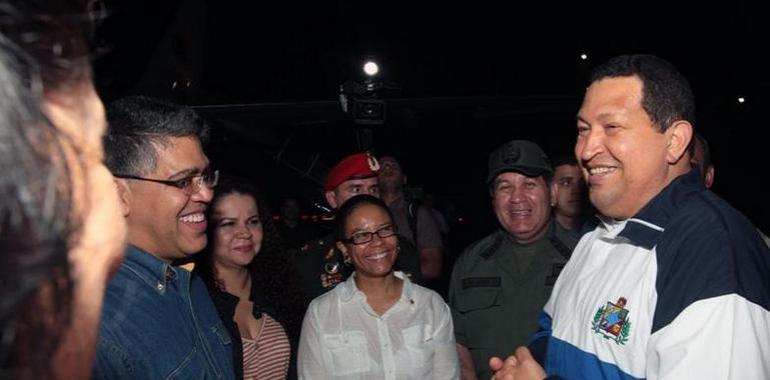 Chávez regresó a Venezuela tras cumplir tratamiento médico en Cuba 