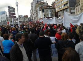 Manifestaciones contra los recortes en Gijón y las principales ciudades españolas