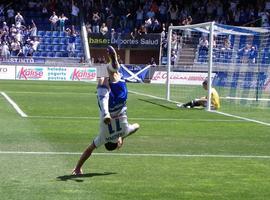 El Real Oviedo regala el partido y practicamente dice adiós