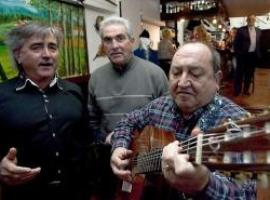 Los Collacios de Oviedo, Duo Durango, Marcelo y Ochote Langreano, el jueves en Gascona