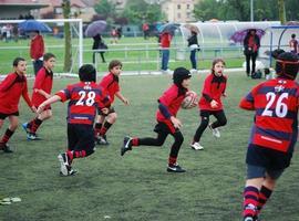 Las escuelas del Oviedo Tradehi y del Grupo Covadonga participan en la Araba Cup  