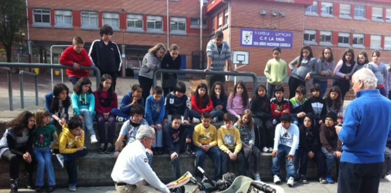 La FAPA imparte una charla sobre Deporte y Educación en el colegio La Ería