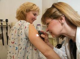 Cómo detectar un melanoma en tres minutos