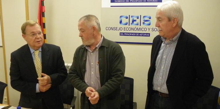 UGT, CCOO y FADE piden a los partidos que agilicen la formación de un gobierno fuerte