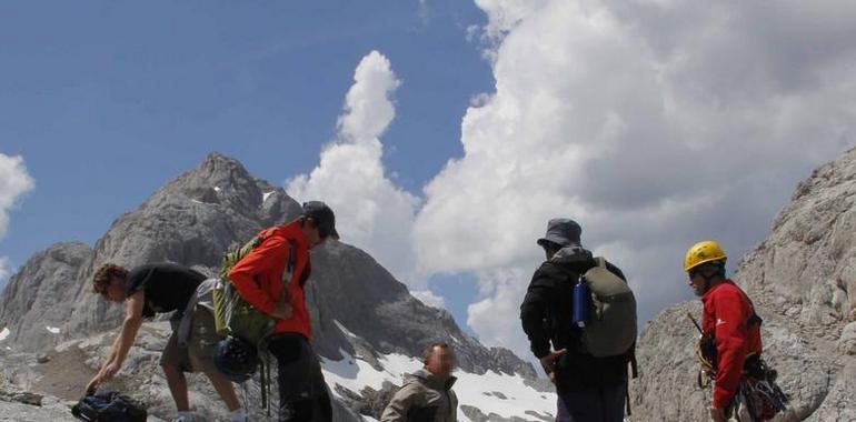 Rescatan un excursionista herido en el Jou de cerredo, en Cabrales