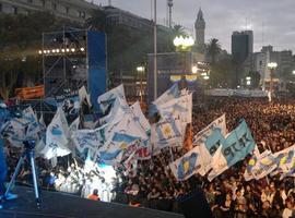 Argentina festeja el Día de la Patria en la Plaza de Mayo