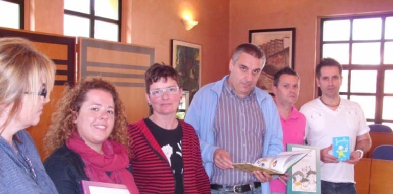 ASINA dona a las bibliotecas libros para la tolerancia