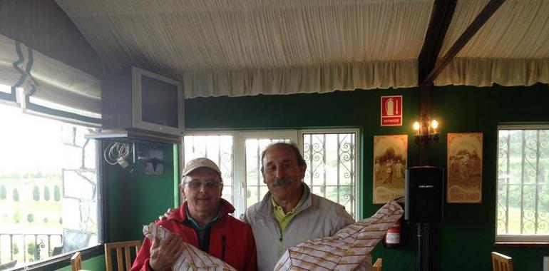 Ganadores del torneo La Manzana en el Golf de Villaviciosa