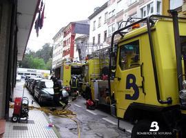 Estinguido un incendio en un trastero de la Avenida de Galicia, en Luarca