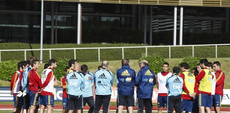 Muchas caras nuevas en el entrenamiento de la selección