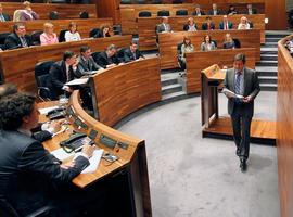 Javier Fernández toma posesión como Presidente del Principado de Asturias