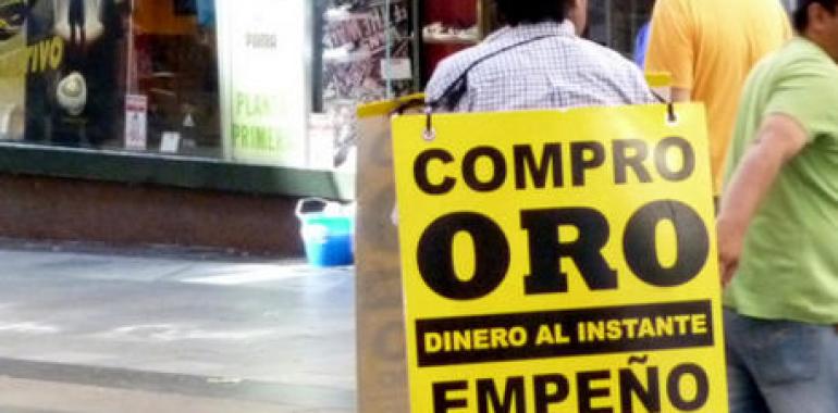 FACUA halla diferencias de hasta un 38% en lo que pagan por las joyas en los compro oro 