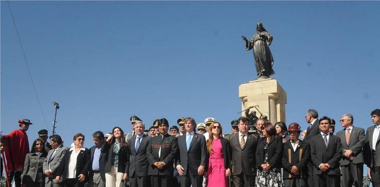 Morales defiende su política de nacionalización en el homenaje a las heroínas de La Coronilla