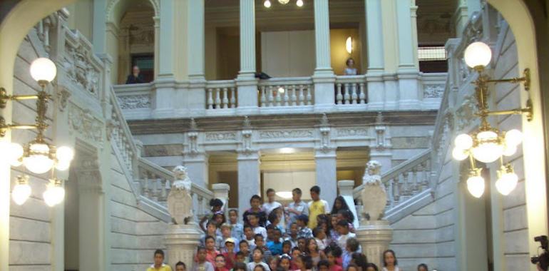 El Gobierno autoriza la estancia de 306 niños saharauis en Asturias, en Vacaciones en paz
